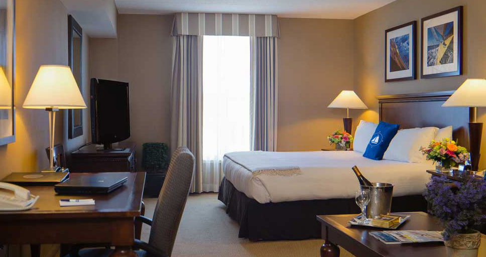 Welcome To Boston's North Shore - Salem Waterfront Hotel & Suites